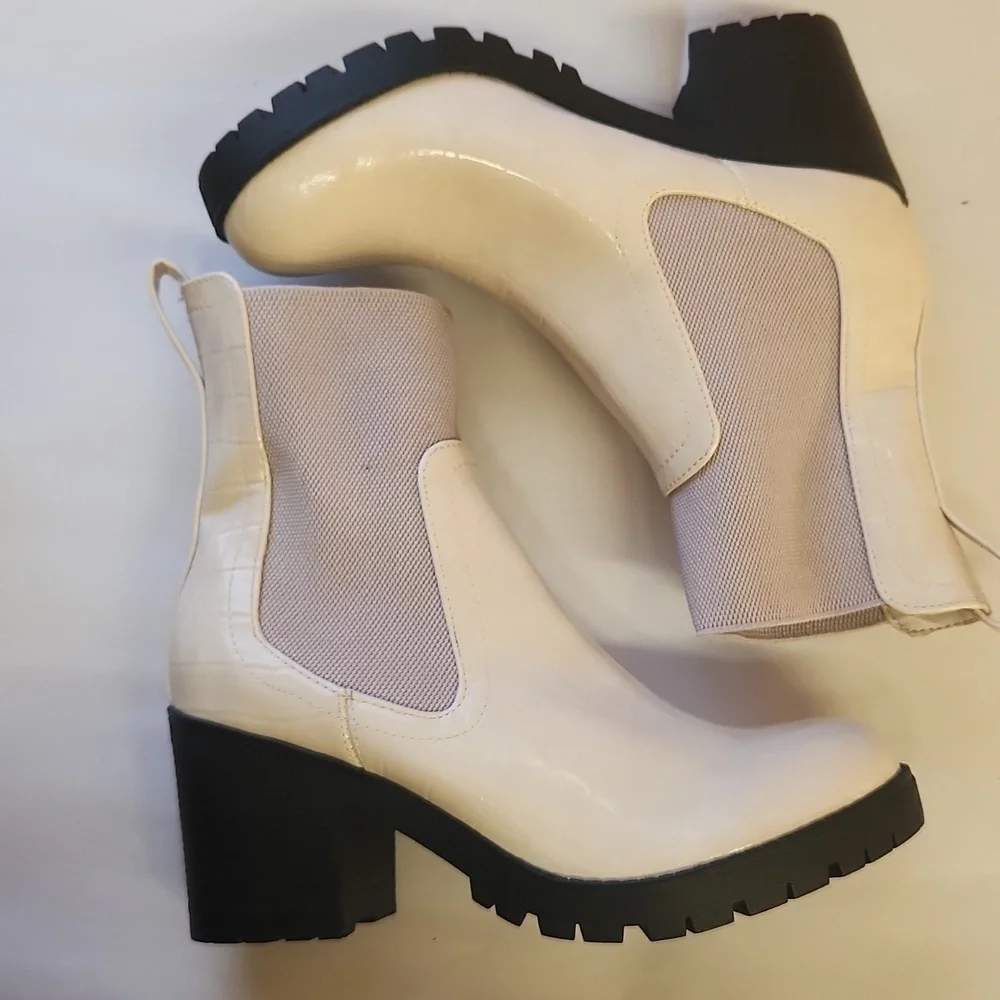 COCONUTS by Matisse ankle boots size 7 EUC